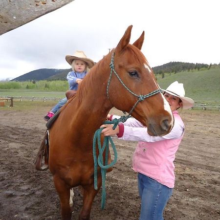 Parade Rest Ranch West Yellowstone Kültér fotó