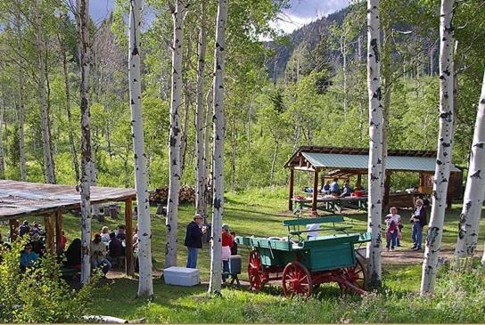 Parade Rest Ranch West Yellowstone Kültér fotó