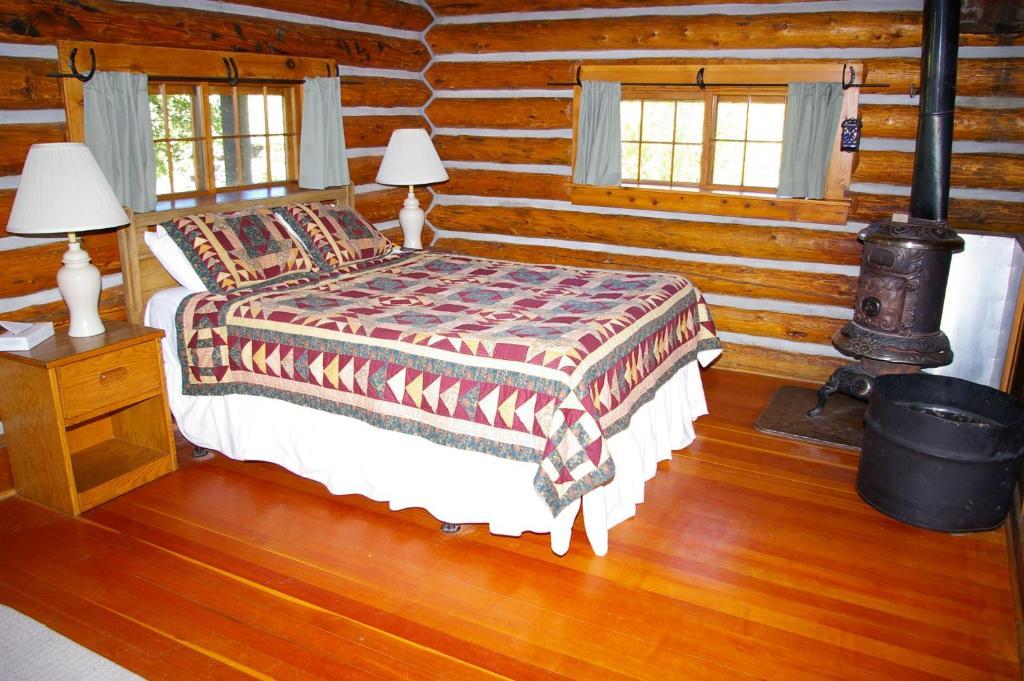Parade Rest Ranch West Yellowstone Szoba fotó