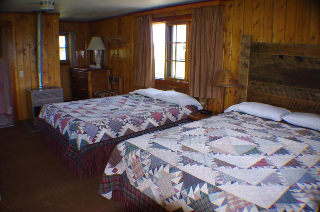 Parade Rest Ranch West Yellowstone Szoba fotó